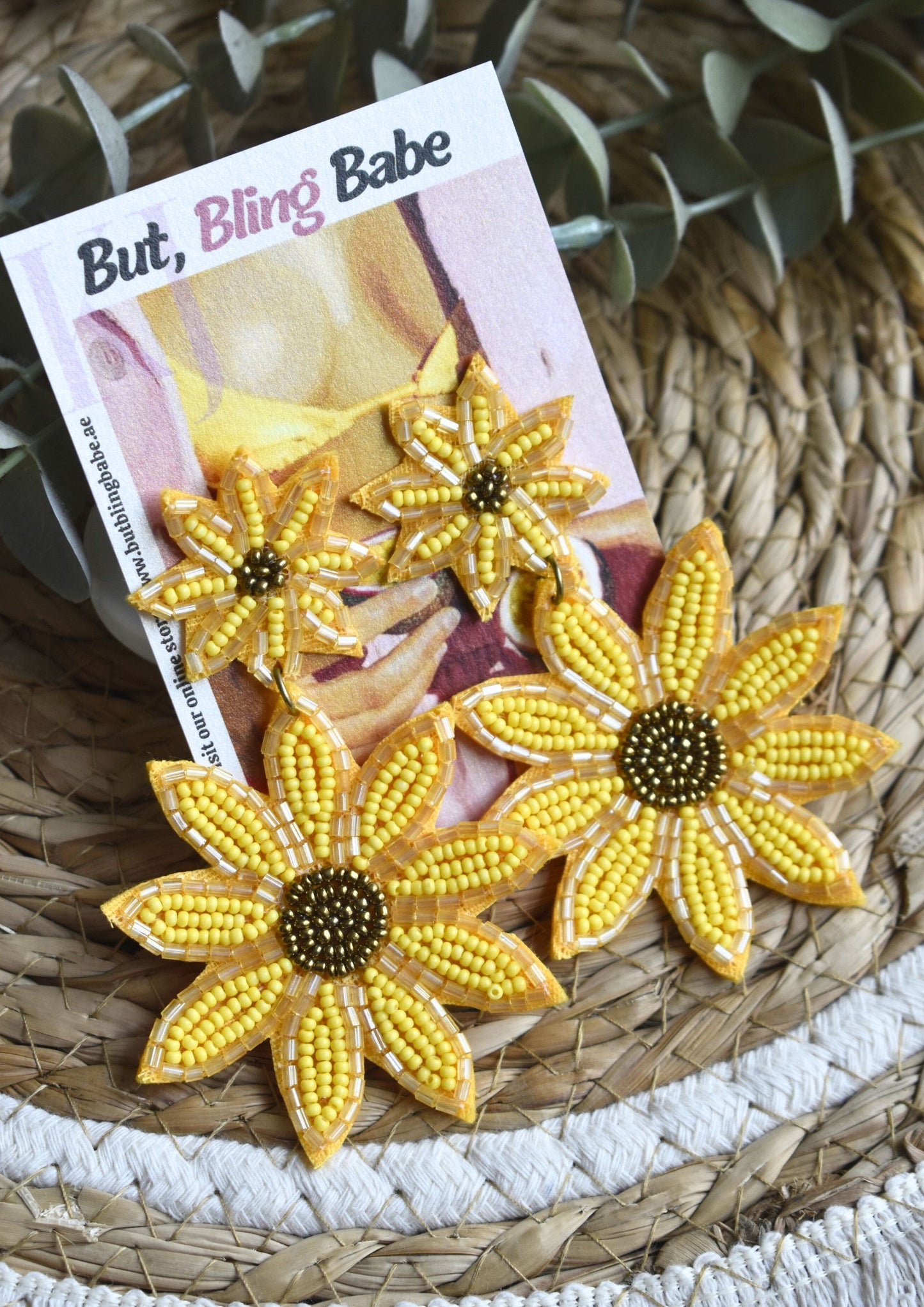 Hello Yellow! - Handmade Beaded Earring